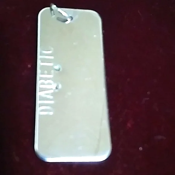 Medical Alert "Dog Tag" Style Pendant - Picture 2 of 2